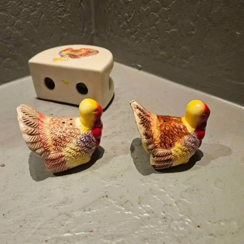 Unbranded festive ceramic